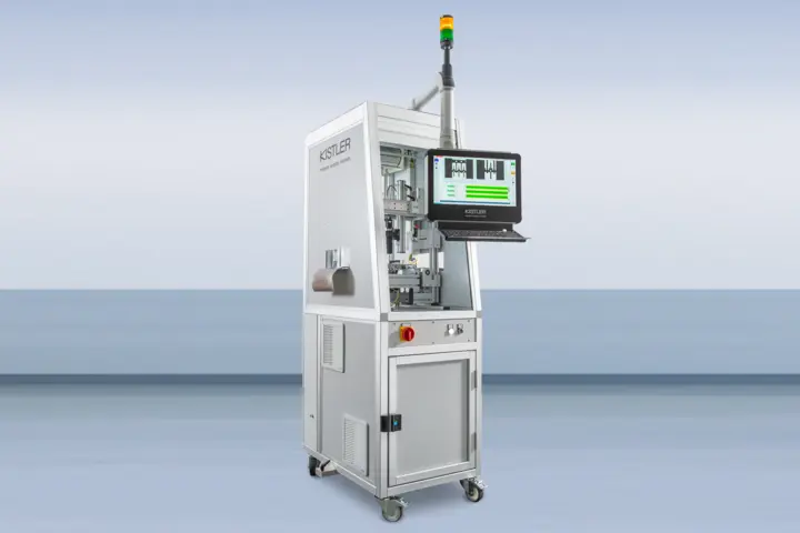 The KVC 621 SE optical quality inspection system inspects up to 4,000 stamped parts per minute.