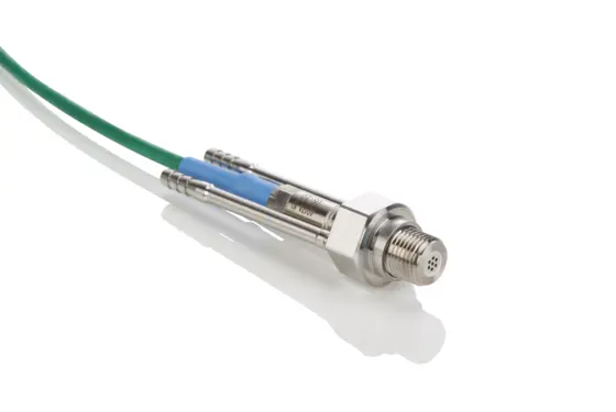 The new 4017A…W set features a water cooling adapter for highly precise measurements in hot environments.